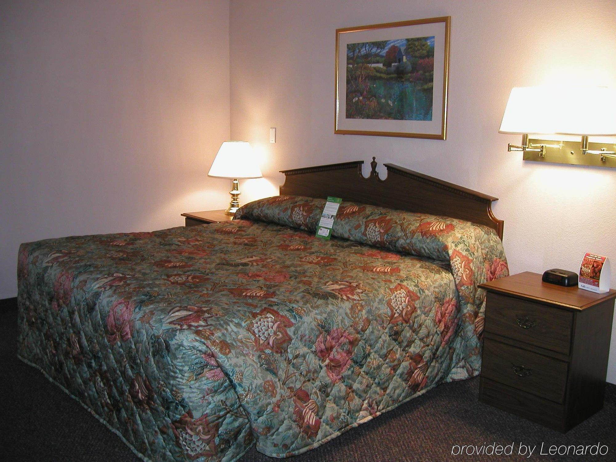 Intown Suites Extended Stay High Point Nc 객실 사진